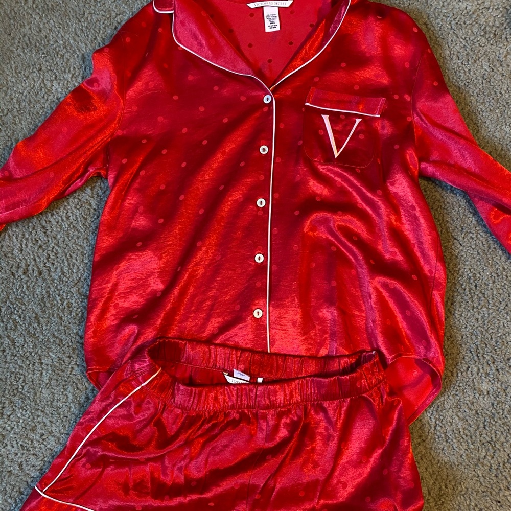 Victoria Secret Pajama Set